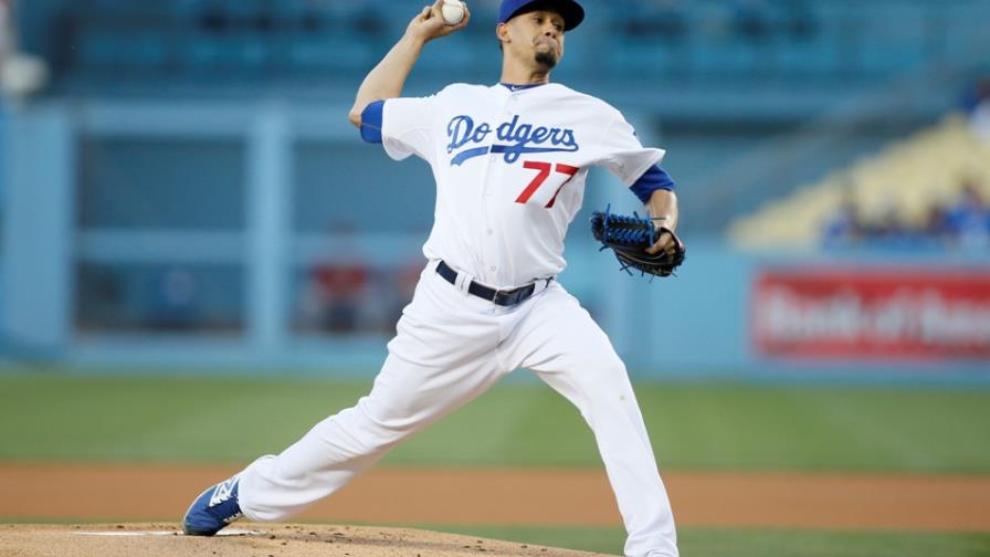 Los Dodgers activaron al dominicano Frías; Mat Latos en asignación