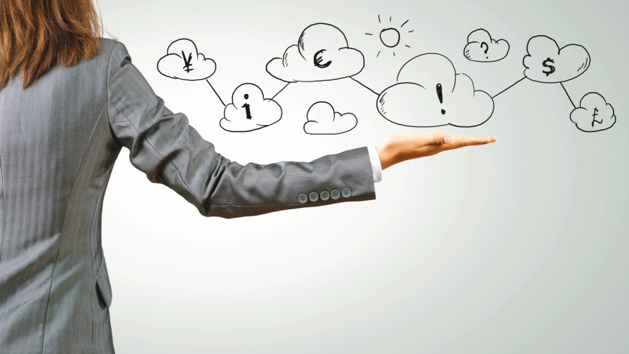 “Cuando se anuncian tormentas...”