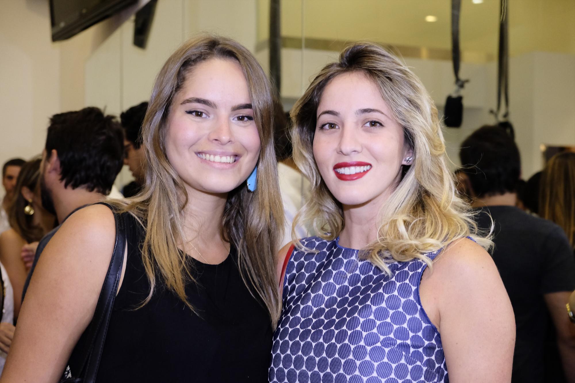 Mónika Diná y Pamela Hartling.