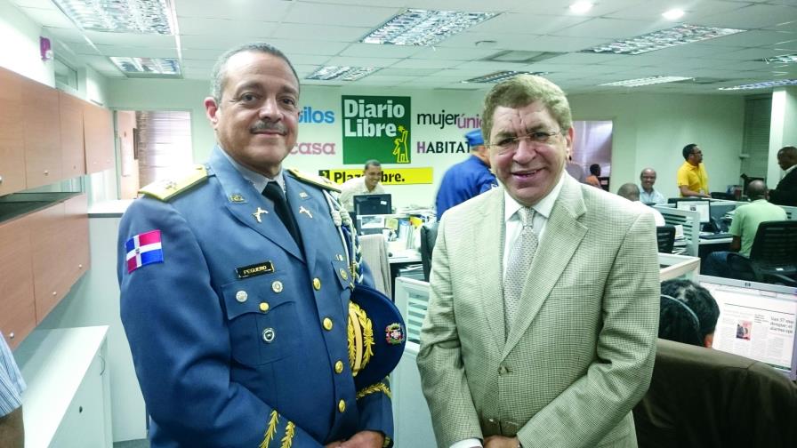 Dan inicio a un programa para eficientizar la Policía Nacional