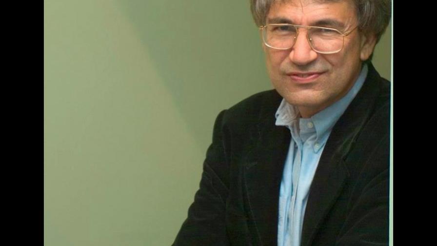 Pamuk: cerrar muros puede dañar la integridad de la idea de Europa 