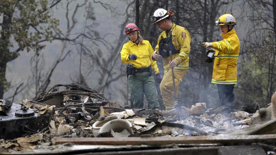 Incendios destruyen más de 1.000 viviendas en California 