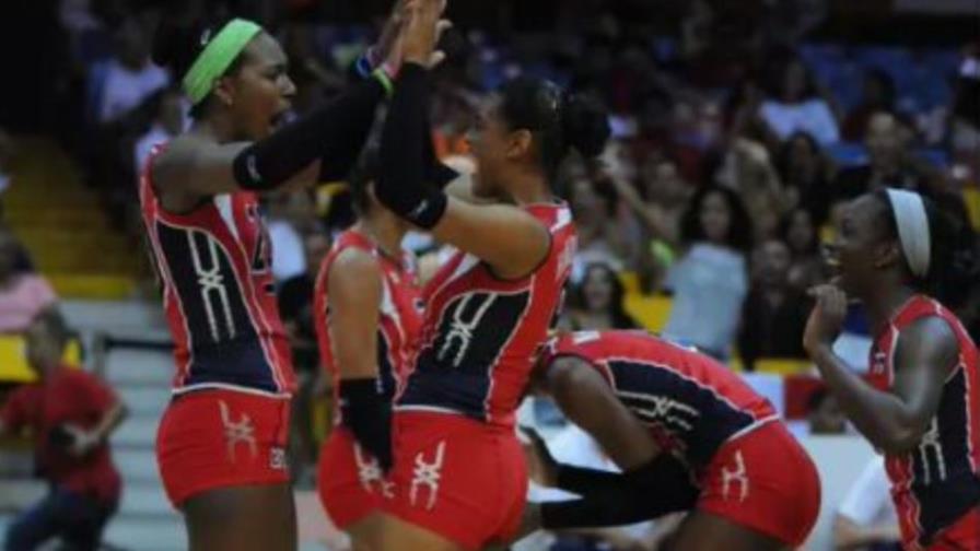 Jaime David felicita equipo voleibol Sub-20 de República Dominicana