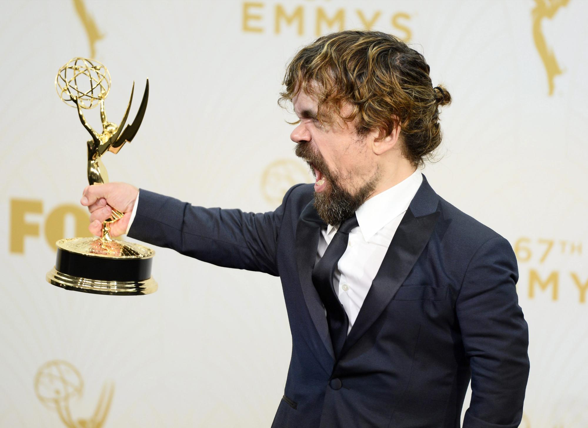 El actor Peter Dinklage, premiado como mejor actor de drama, por su papel en 'Game of Thrones'. 