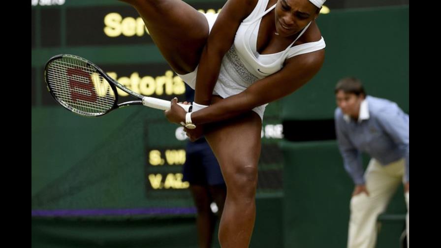 Serena Williams sigue firme en la cima de la WTA