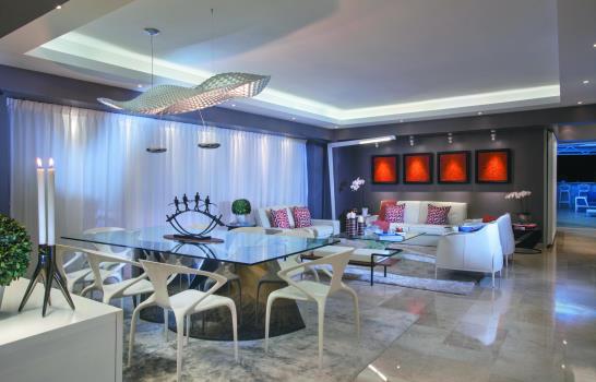 El otoño llega a las hojas de  Lacasa