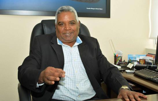 Inversión en voleibol femenino enfrenta a Cristóbal Marte con Ministerio de Deportes