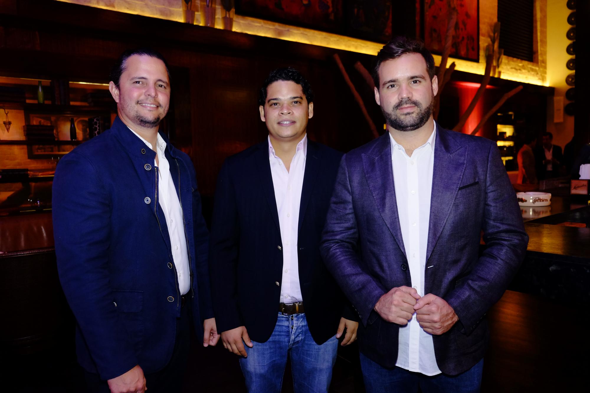 Miguel Ángel González, Erik Malmsten y Sully Alsina.