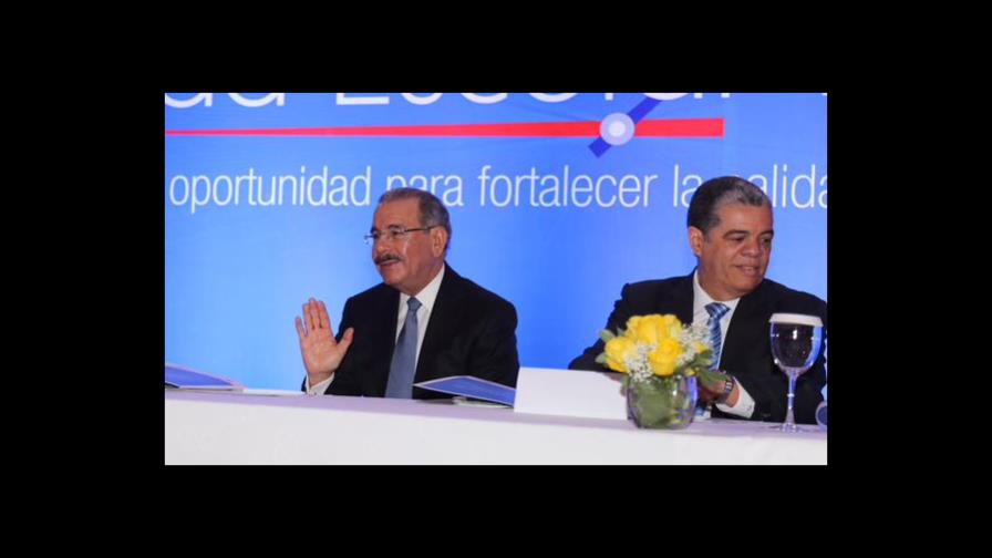 Danilo inaugura seminario sobre la jornada escolar extendida