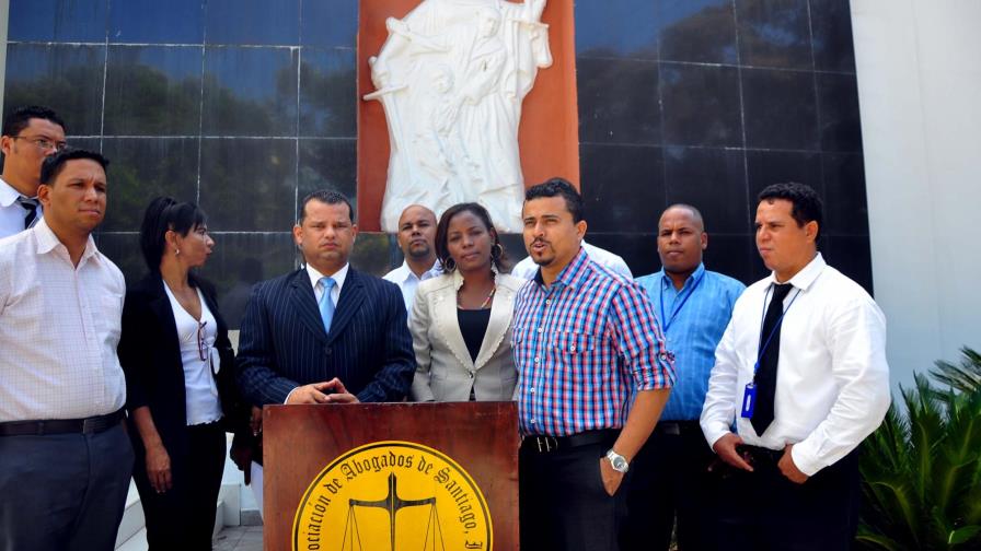 Abogados y alguaciles rechazan Ley Notarial