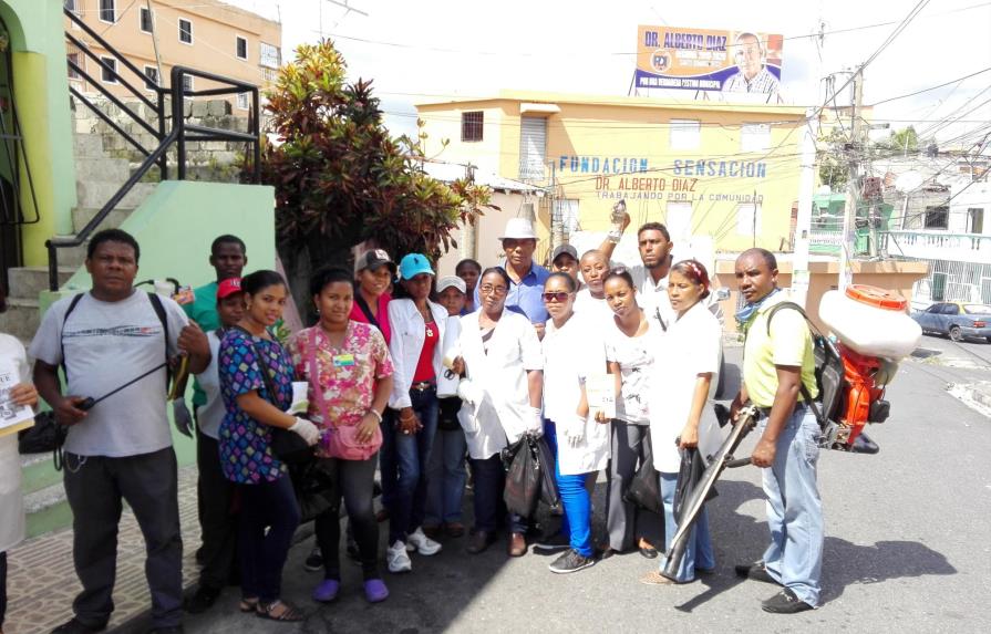 Realizan jornada para prevenir el dengue en Santo Domingo Oeste