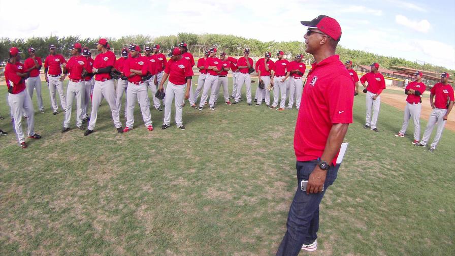 El Escogido abre sus prácticas repleto de veteranos y jóvenes promesas