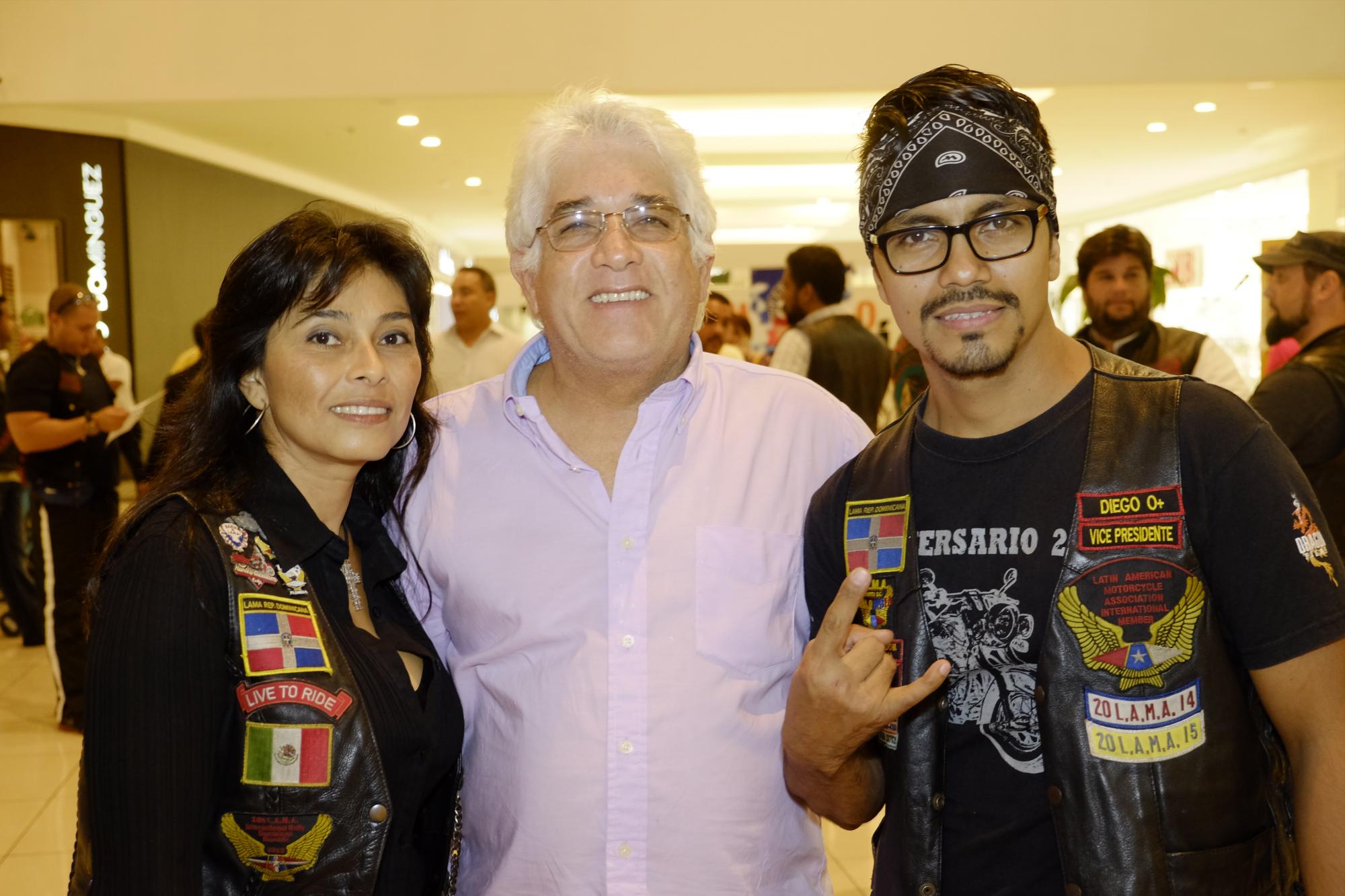 Gabriela González, Rafael Marranzini y Diego Castañeda.