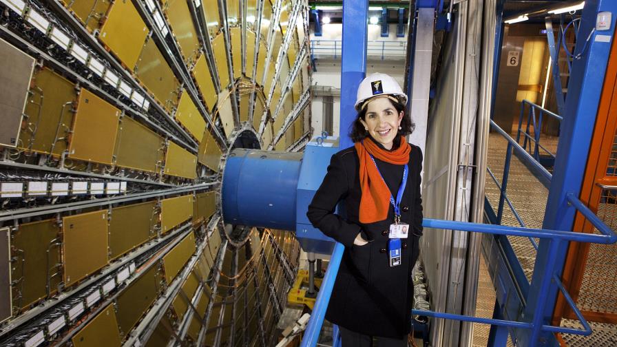 Fabiola Gianotti: El presupuesto del CERN equivale a un capuchino por europeo y año