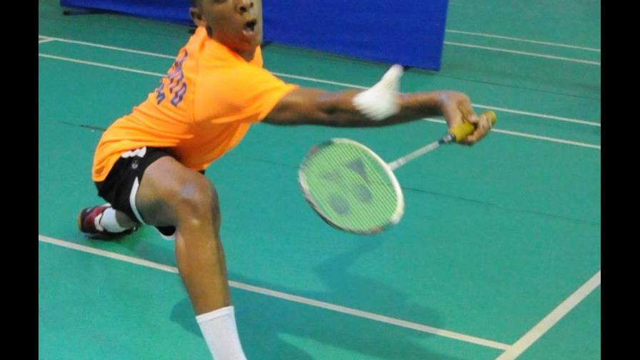 Los dominicanos Brito y Jiménez van por bronce en campeonato de Badminton