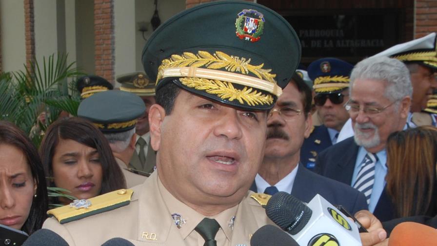 Ministro afirma que las Fuerzas Armadas están listas para cualquier operación
FF.AA. están listas para cualquier operación