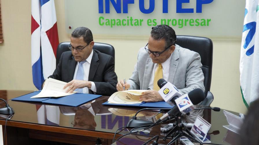 Empleados del Ministerio de Administración Pública recibirán capacitación de Infotep