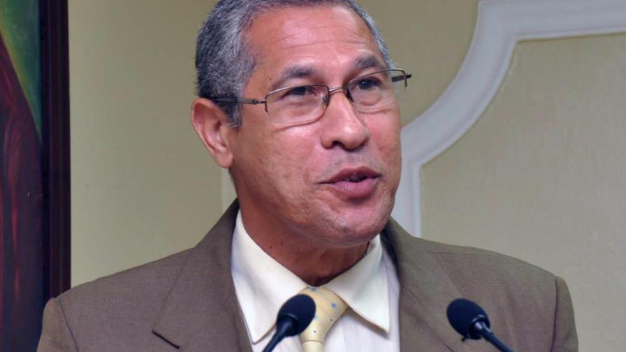 Muere en Nueva Jersey el escritor y político Jesús Méndez Jiminián 