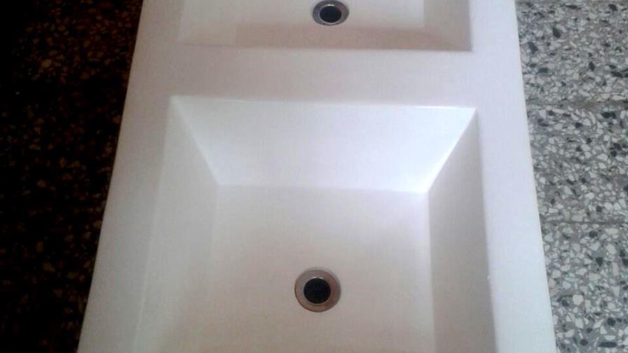 El dengue activó talento y creatividad de un constructor