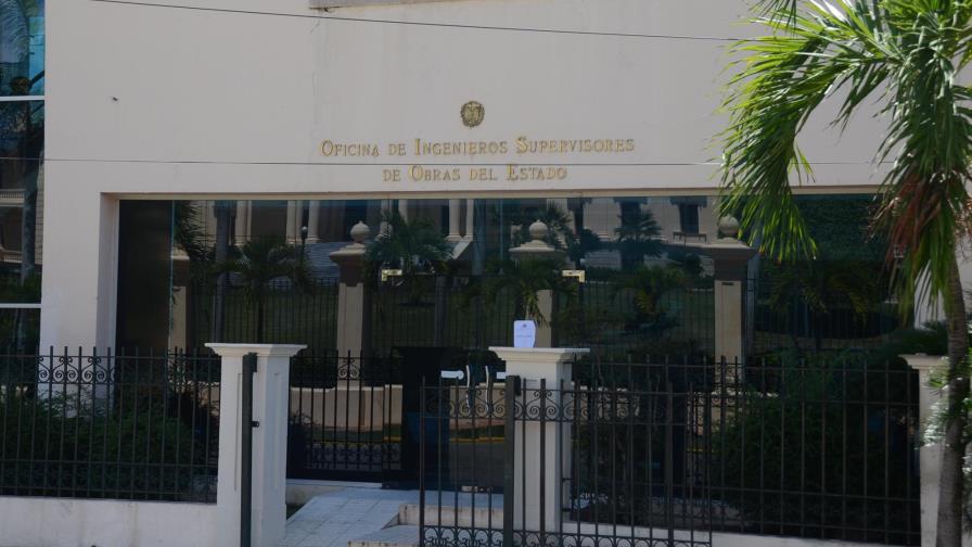 Funcionario y exempleado prestaron dinero a arquitecto a nombre de la OISOE, denuncian familiares