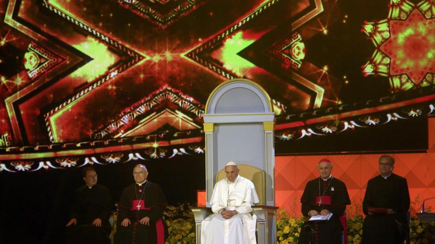 Filadelfia, la cuna de EEUU, retumba con el mensaje de inmigración del papa