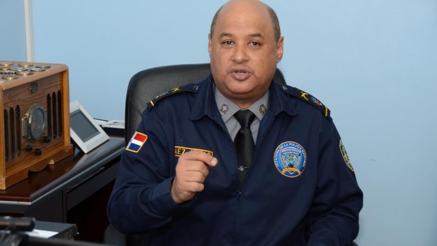 Policía pide padres supervisen niños; reporta muerte de tres