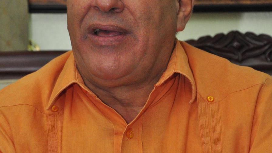 Ayuntamiento de Santiago estudiará si procede construir torre de apartamentos en residencial