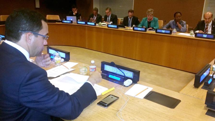 El Canciller busca diálogo con Caricom