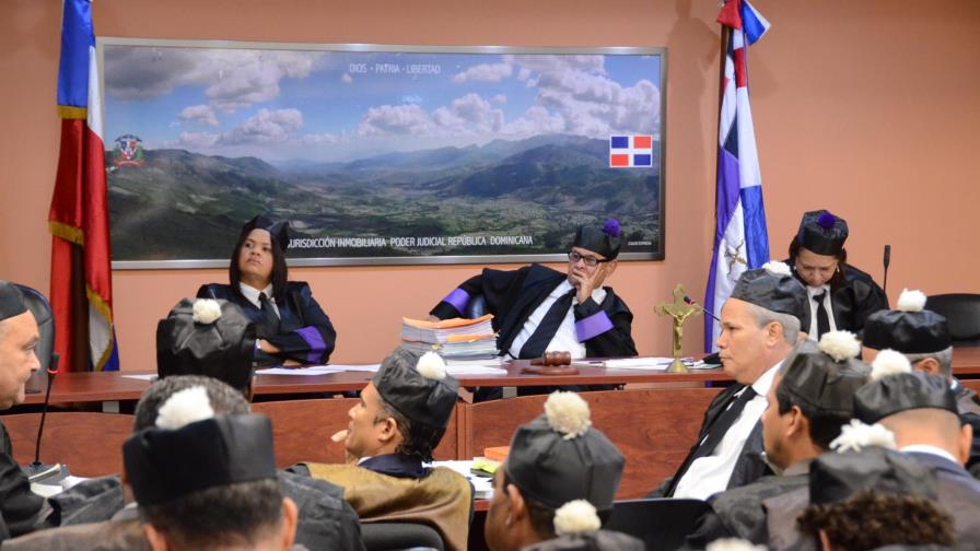 El Tribunal Superior de Tierras aplaza caso Bahía de las Águilas  