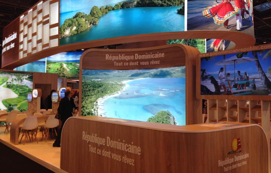 Ministerio de Turismo inaugura stand de República Dominicana en feria de París