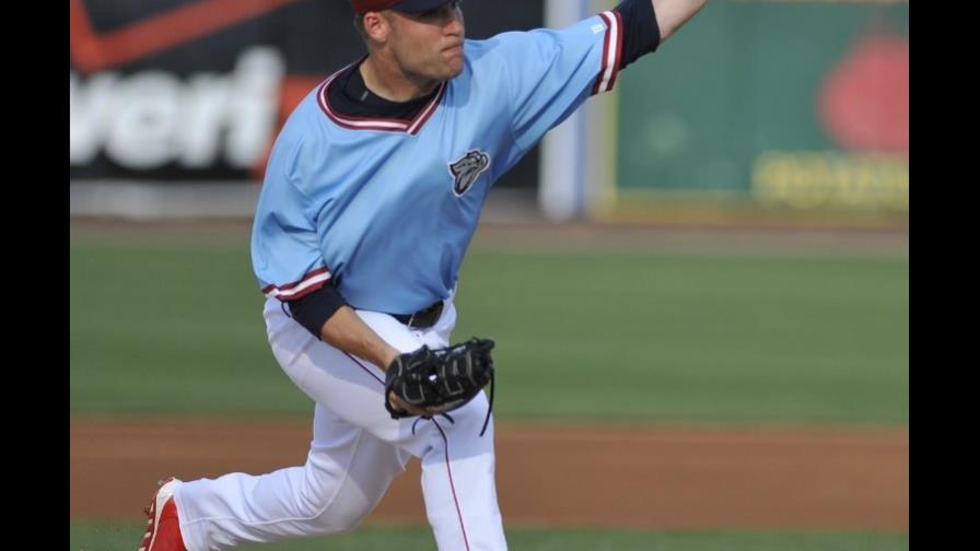 Estrellas contratan al lanzador Greg Smith