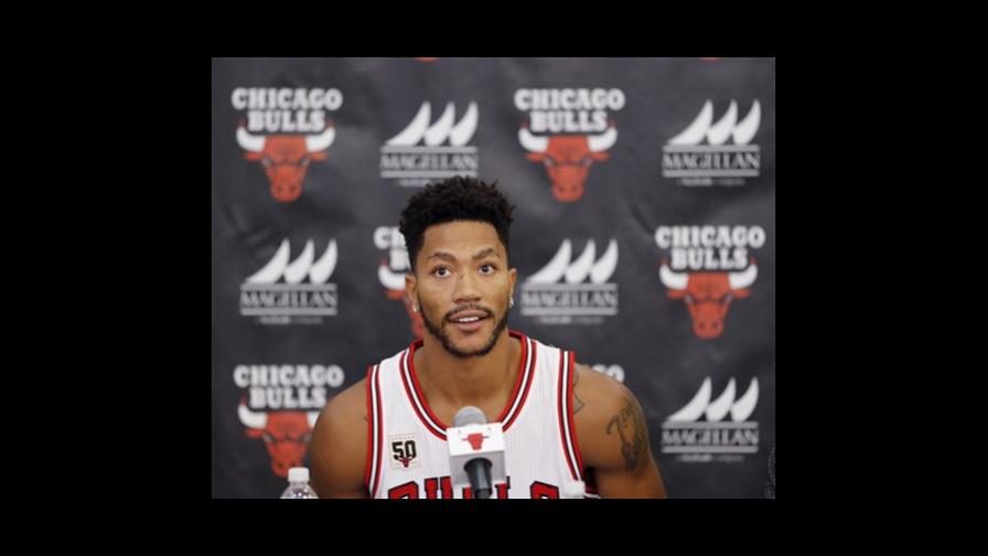 Derrick Rose se someterá a cirugía ocular, tras golpe 