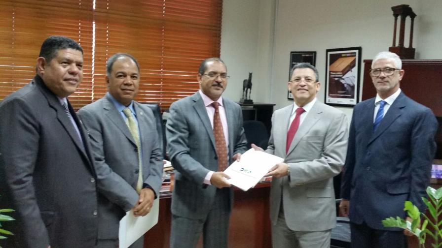 Culmina la investigación sobre la entrega de facilidades para vehículos