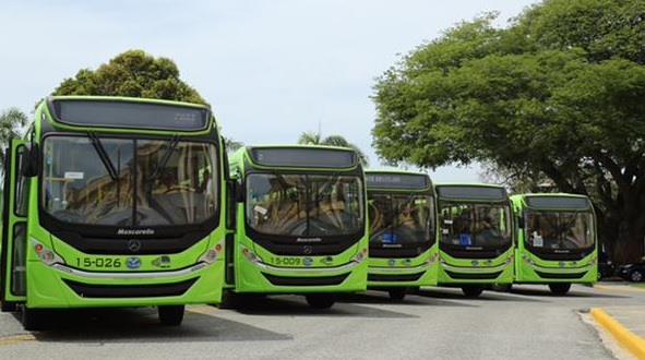 Danilo entrega a la OMSA 100 autobuses que se sumarán al transporte público