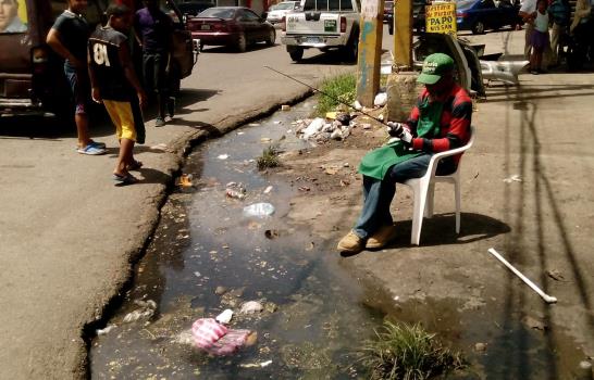 Exigen a OPRET solución a aguas estancadas en el Espaillat 