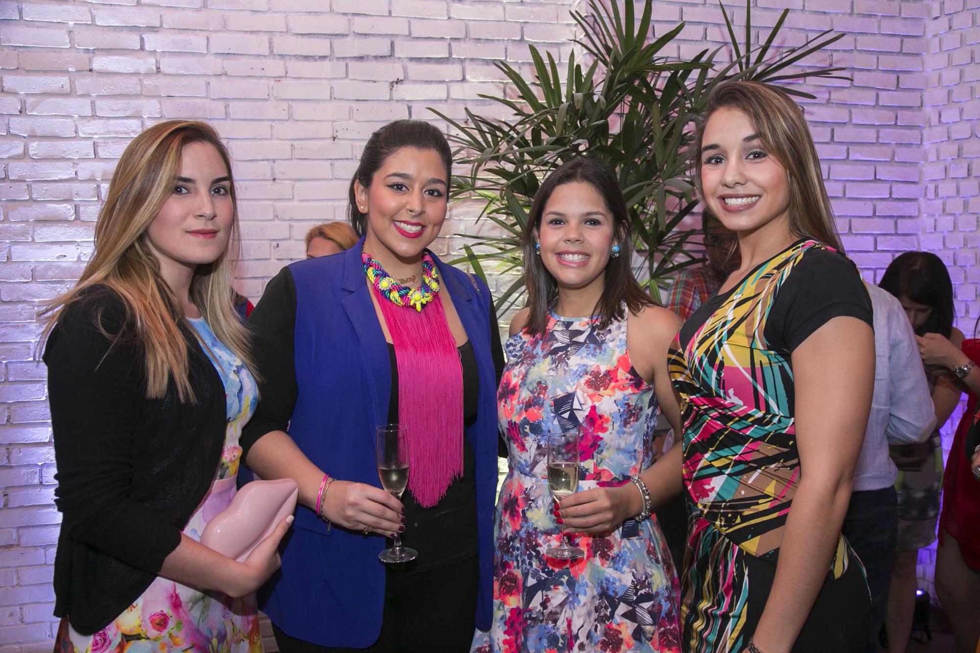 Claudina Penzo, Patty Yunén, Laura Purcell y Sarah Castaños. 