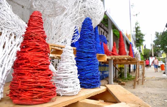 El comercio de Santiago se activa con las propuestas navideñas 