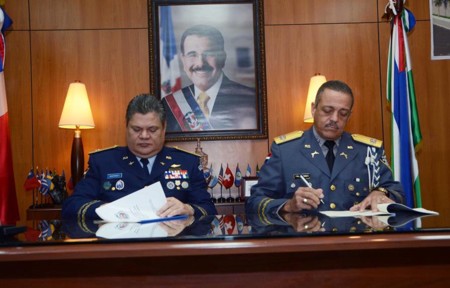 DNCD y Policía Nacional firman acuerdo sobre persecución del narcotráfico, lavado de activos y el crimen organizado