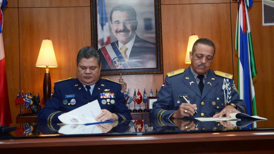 DNCD y Policía Nacional firman acuerdo sobre persecución del narcotráfico, lavado de activos y el crimen organizado