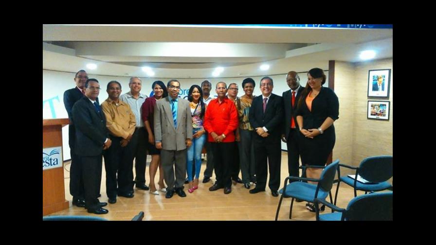 Relacionistas Públicos eligen nueva directiva 2015-2017