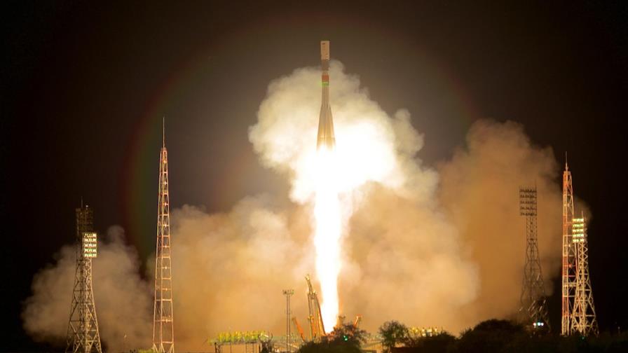 Carguero ruso Progress despega con rumbo a la estación espacial internacional