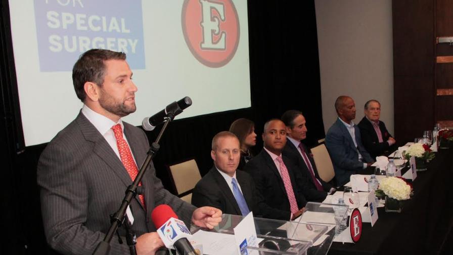 Escogido es el primer equipo  internacional en asociarse con el Hospital for Special Surgery