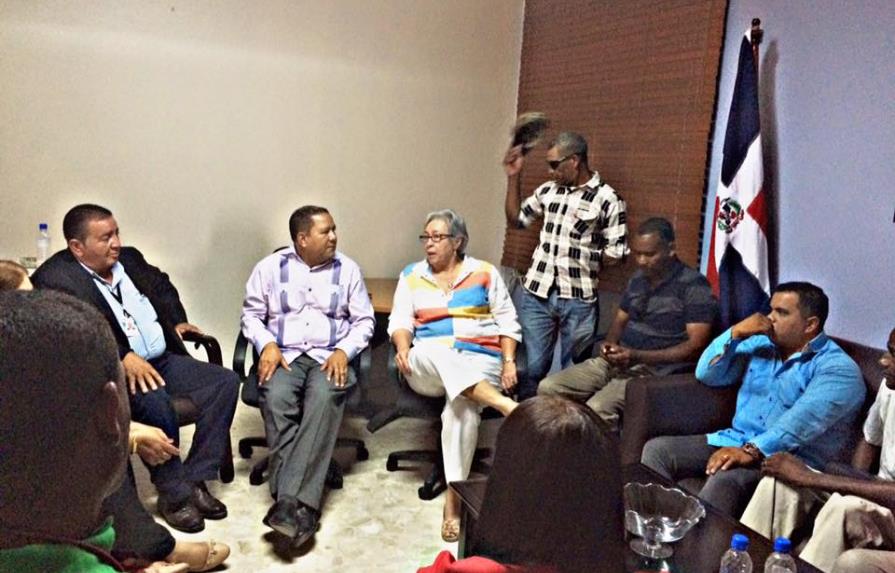 Ministra de Salud se reúne de urgencia con sectores de Higüey por alta incidencia de Dengue
