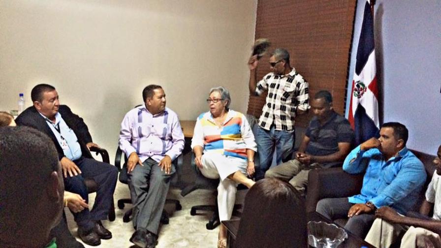 Ministra de Salud se reúne de urgencia con sectores de Higüey por alta incidencia de Dengue