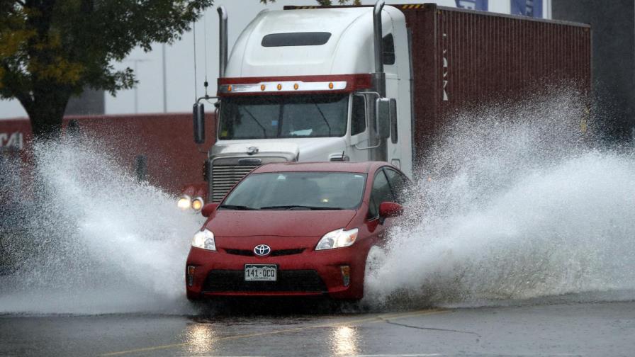 Tormentas causan dos muertes en costa atlántica de EEUU 