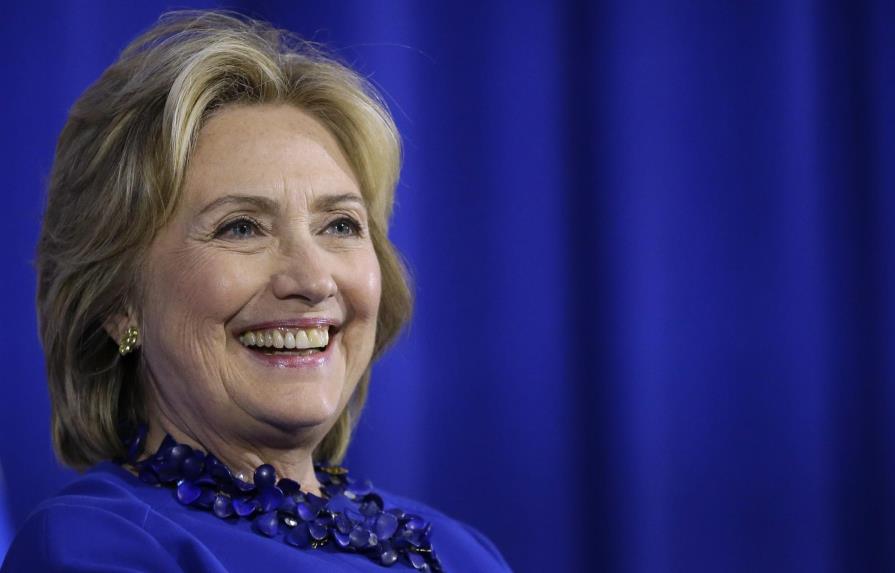 La campaña de Clinton lanzará la iniciativa “Latinos por Hillary”