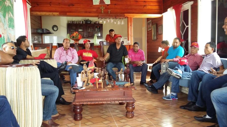 Reformistas en San Francisco de Macorís también se desligan del PLD 