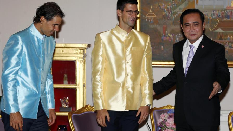 Djokovic derrota a Nadal en un partido de exhibición en Bangkok