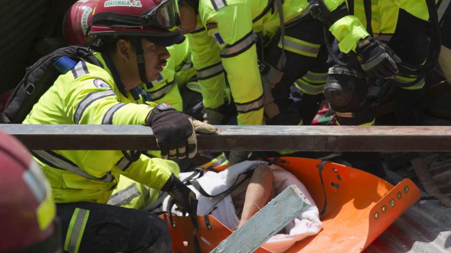 Al menos 9 los muertos y  600 los desaparecidos por derrumbe en Guatemala