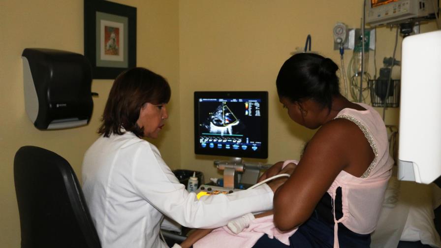 Fundación David Ortiz y Cedimat evalúan niños con problemas cardíacos